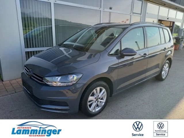 Volkswagen Touran 2024 Benzine