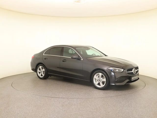 Mercedes-Benz C 400