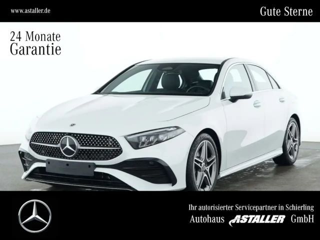 Mercedes-Benz A 200 2024 Benzine