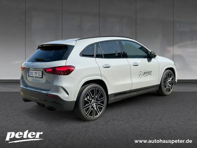 Mercedes-Benz GLA 220