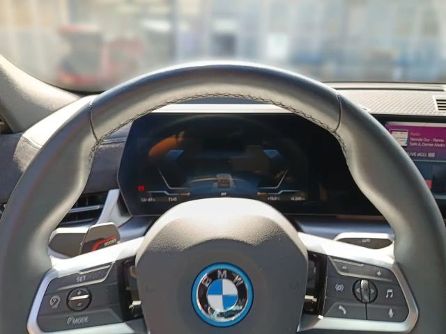 BMW iX2