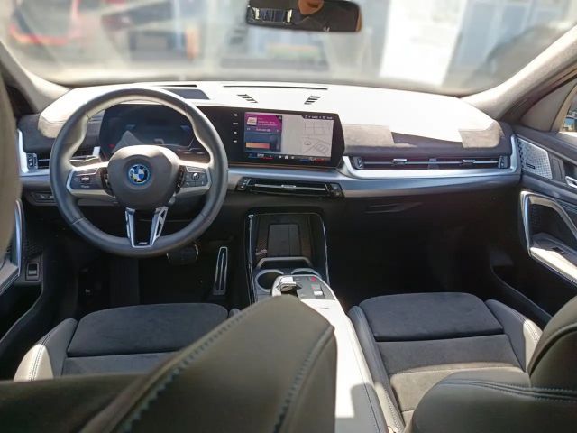 BMW iX2