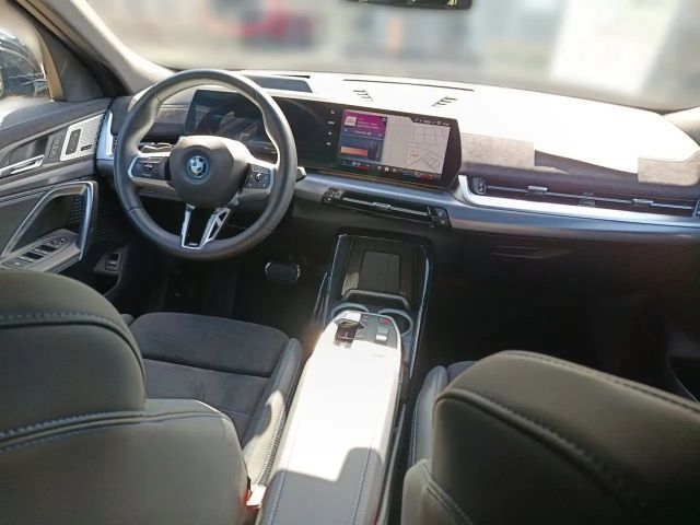 BMW iX2