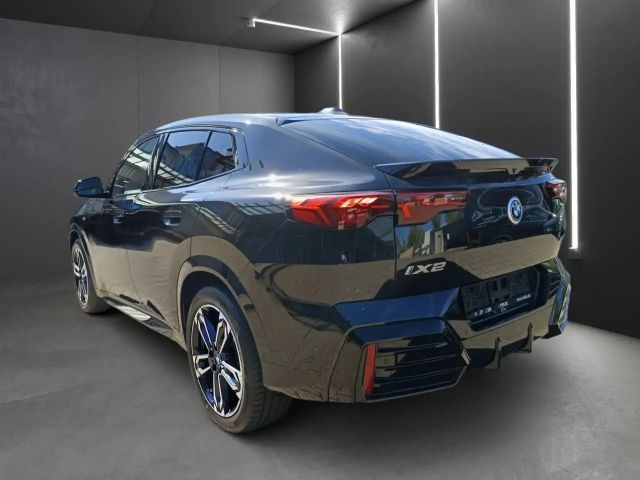 BMW iX2