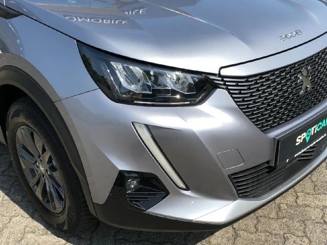 Peugeot e-2008
