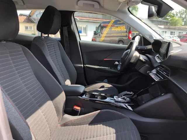 Peugeot e-2008