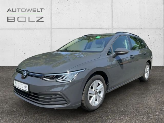 Volkswagen Golf VIII 1.5 TSI Navi DigiCock LED ACC SHZ Apple CarPl 2023 Benzine