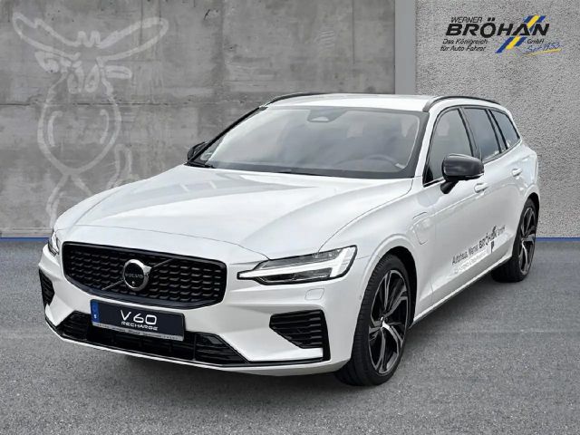 Volvo V60 T6 AWD Plus Dark Plug-In Hybrid 2025 Hybride / Benzine
