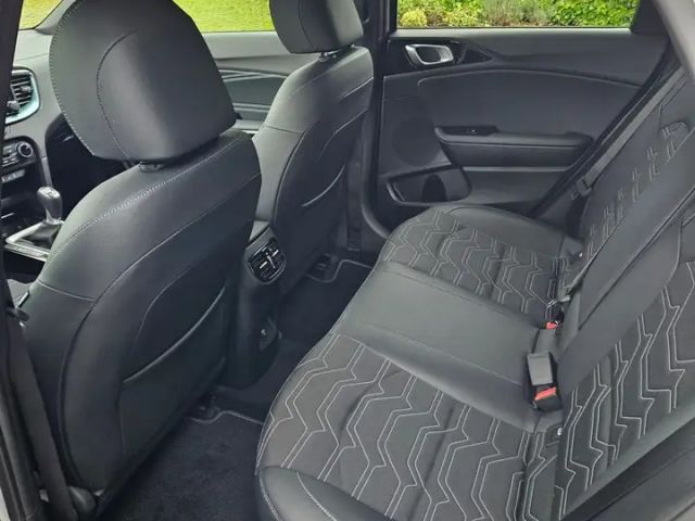 Kia Ceed / cee'd