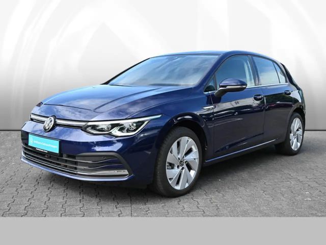 Volkswagen Golf 2022 Benzine
