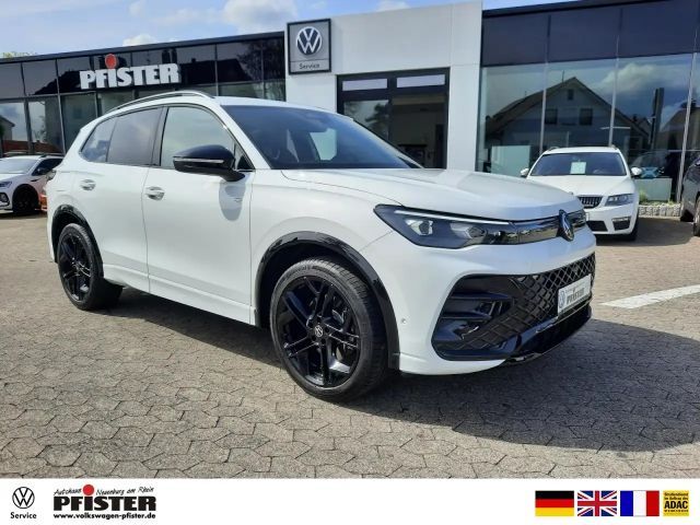 Volkswagen Tiguan 2.0TDI R-Line Black Style IQLight AHK uvm Klima 2024 Diesel