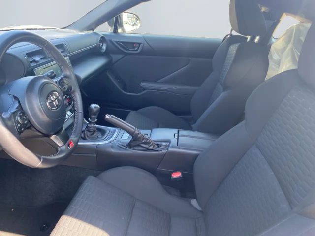 Toyota GR86
