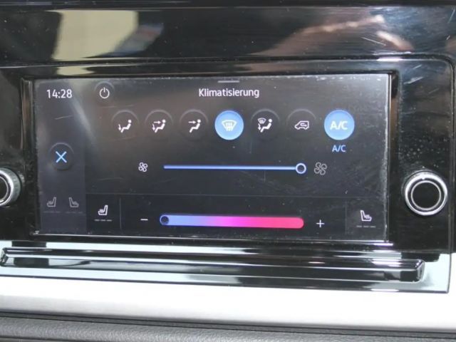 Ford Grand Tourneo