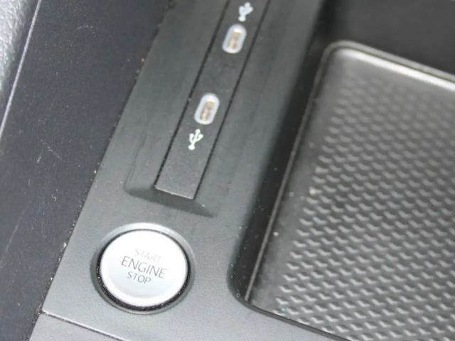 Ford Grand Tourneo