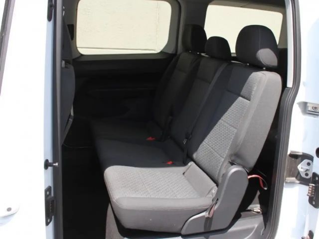Ford Grand Tourneo