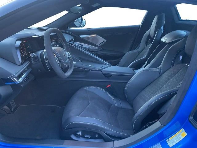 Corvette C8