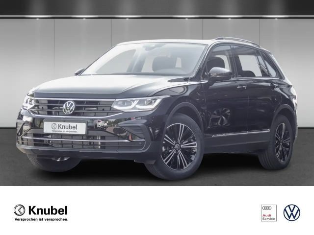 Volkswagen Tiguan ACTIVE 2.0 TDI DSG IQ.Light Navi AHK EasyOpen A... 2024 Diesel