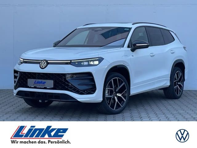 Volkswagen Tayron 1.5 TSI eHybrid DSG Black Style AHK/Pano DCC Pro 2025 Hybride / Benzine