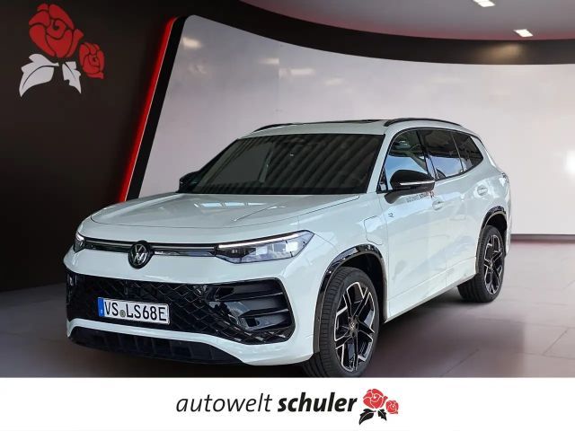 Volkswagen Tayron 1,5 eHybrid 272 PS DSG R-Line AHK 2025 Hybride / Benzine