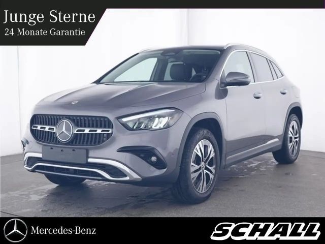Mercedes-Benz GLA 180 2024 Benzine