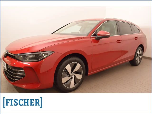 Volkswagen Passat Variant 2.0TDI DSG Elegance Navi ACC Matrix AHK HUD Area V 2024 Diesel