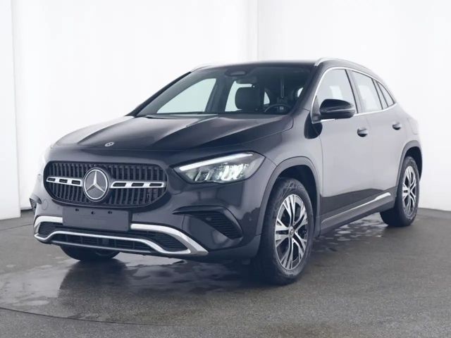 Mercedes-Benz GLA 250 2023 Hybride / Benzine