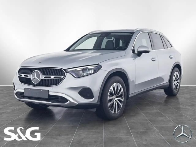 Mercedes-Benz GLC 200 2024 Benzine