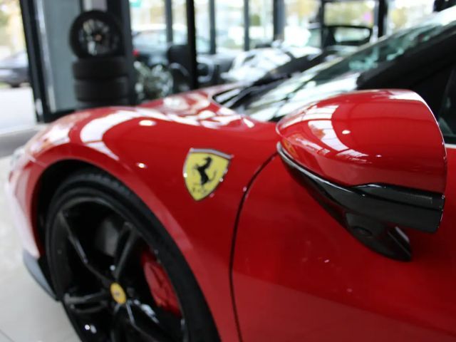 Ferrari 296