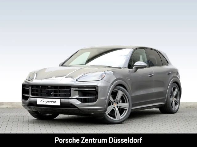 Porsche Cayenne E-Hybrid BOSE Panorama Sportabgasanlage 2025 Hybride / Benzine