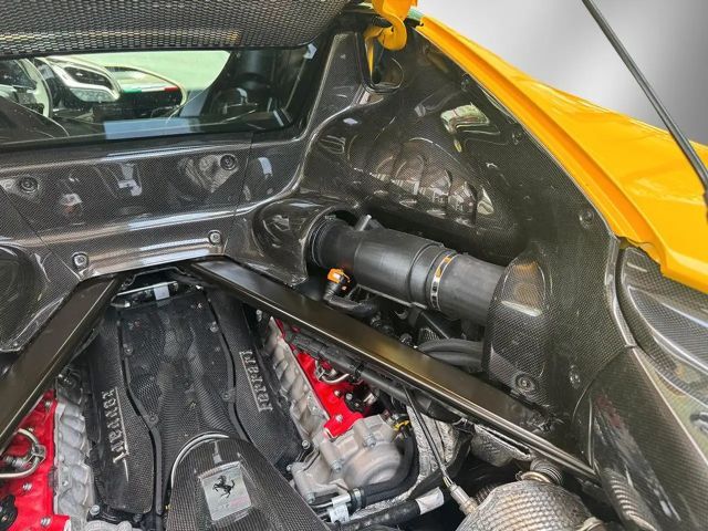 Ferrari SF90 Stradale