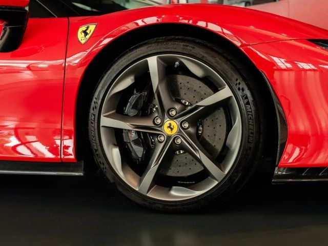 Ferrari SF90 Stradale