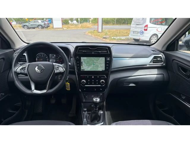 SsangYong XLV