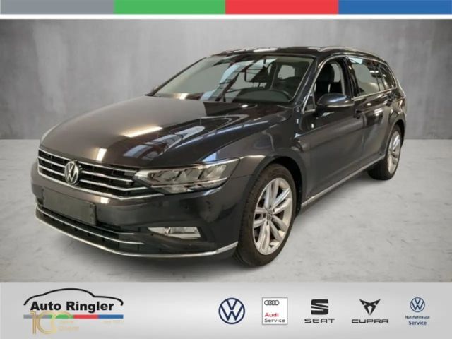 Volkswagen Passat 1.5 TSI Elegance+MATRIX+NAVI+ERGO+PARKLENK 2022 Benzine