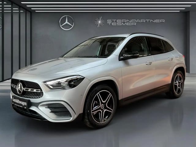 Mercedes-Benz GLA 220 2025 Benzine