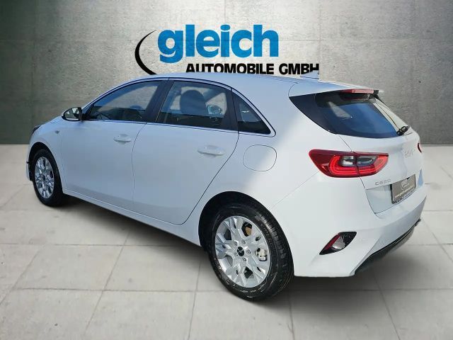 Kia Ceed / cee'd