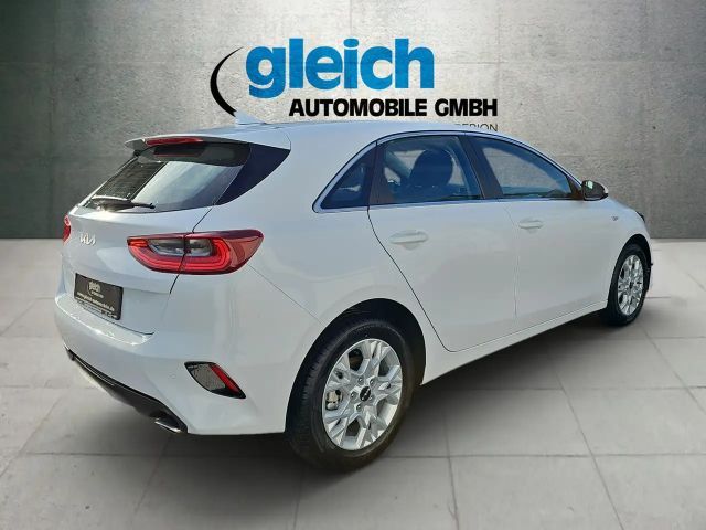 Kia Ceed / cee'd