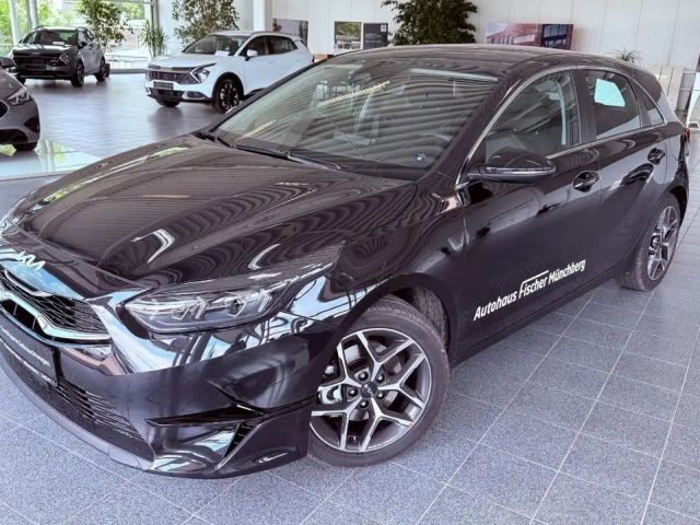 Kia Ceed / cee'd