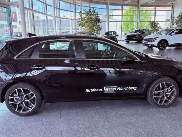 Kia Ceed / cee'd