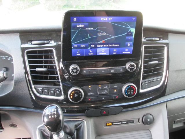 Ford Tourneo Custom