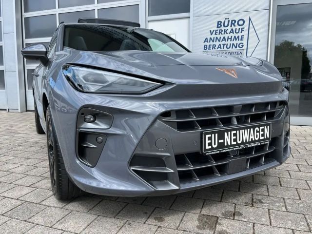 Cupra Terramar 1.5 eTSI DSG PANO AHK KAM 19" 3J. GAR 2025 Benzine
