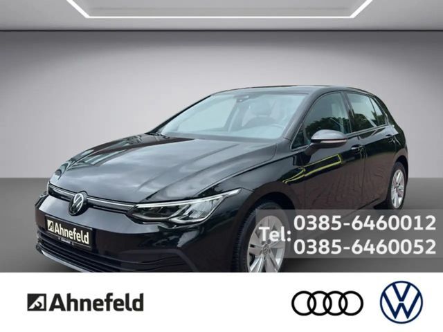 Volkswagen Golf VIII 2.0 TDI Life KLIMA PDC SHZ NAVI LED 2024 Diesel