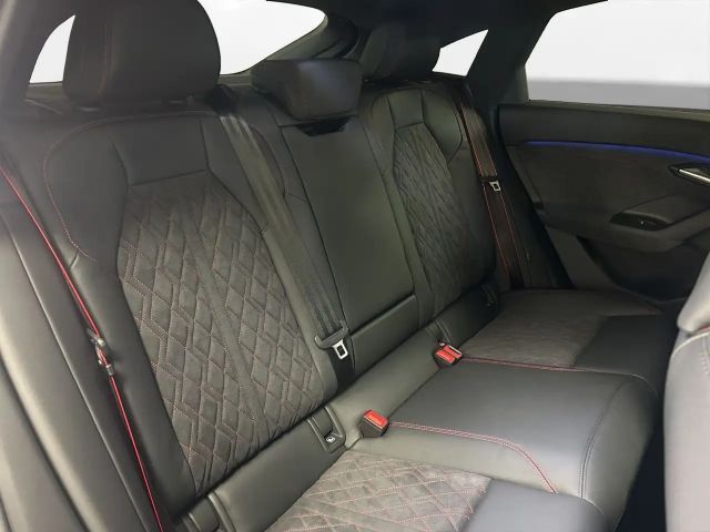 Audi SQ6