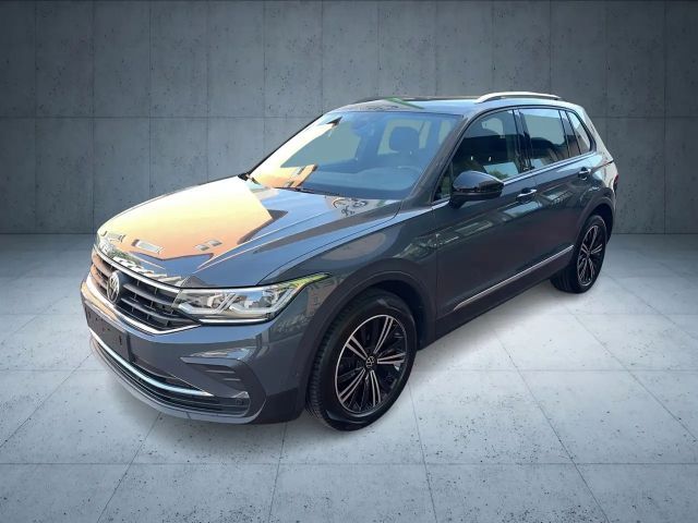 Volkswagen Tiguan 2.0 TDI Active DSG Navi Head Up Display Matrix LED 2022 Diesel