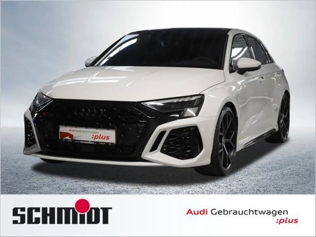 Audi RS3 Sportback 280km/h Matrix LED B&O Pano Navi+ ACC... 2024 Benzine
