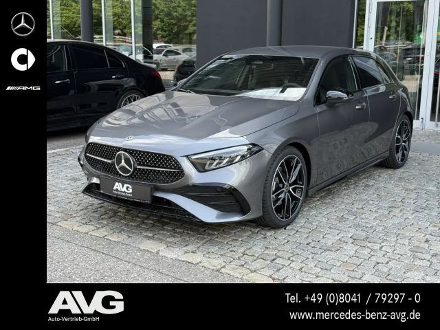 Mercedes-Benz A 200 A 200 AMG Special Edition LED Sound Park Night 2025 Benzine