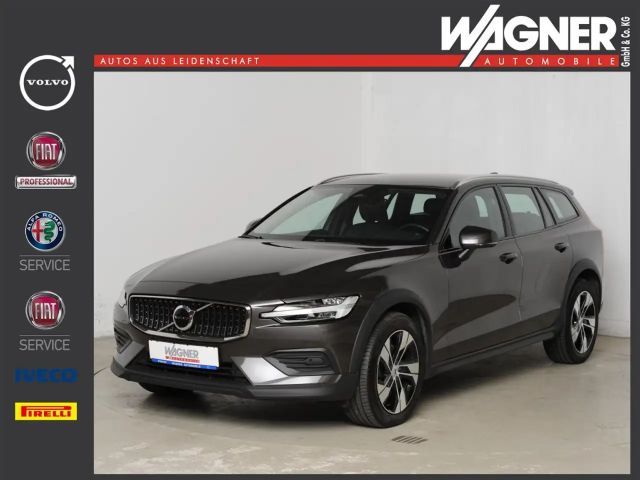 Volvo V60 Cross Country B4 D AWD Plus *AHK * Winterpaket * LED* 2023 Diesel