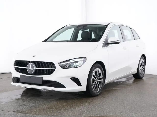 Mercedes-Benz B 200 2024 Benzine