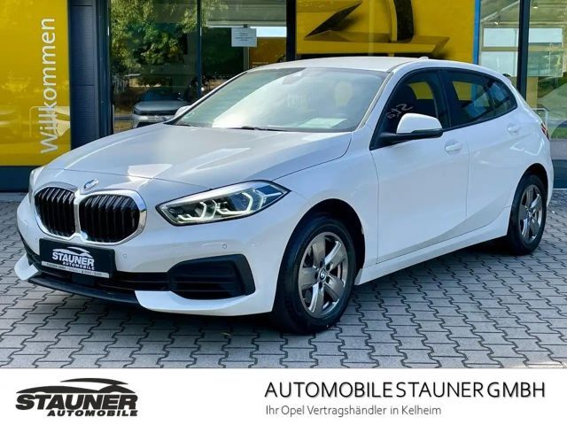 BMW 116 i Advantage *SHZ*LHZ*NAVIGATION*CARPLAY* 2024 Benzine