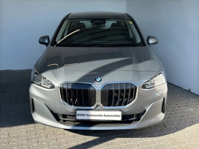 BMW 216 2023 Benzine