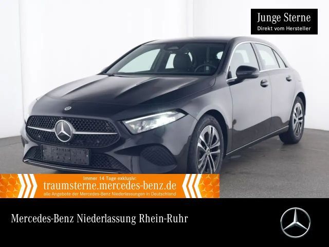 Mercedes-Benz A 200 2024 Benzine